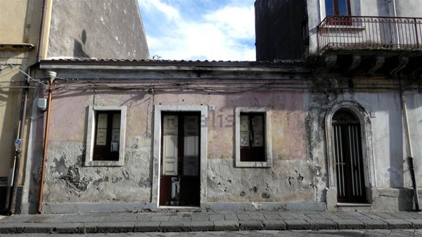 casa indipendente in vendita a Riposto