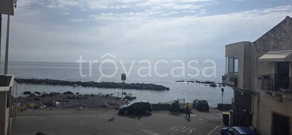 appartamento in vendita a Riposto in zona Torre Archirafi