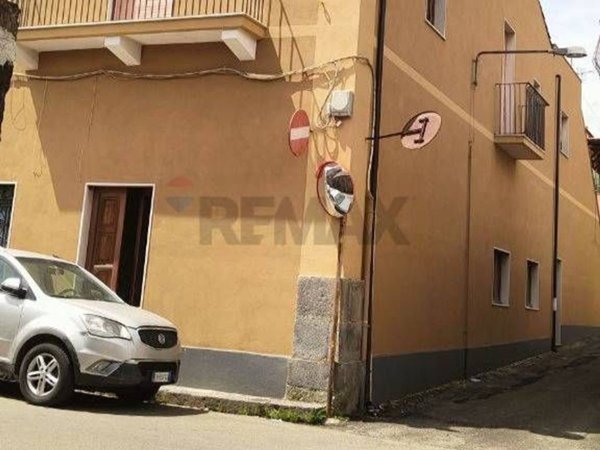 casa indipendente in vendita a Riposto
