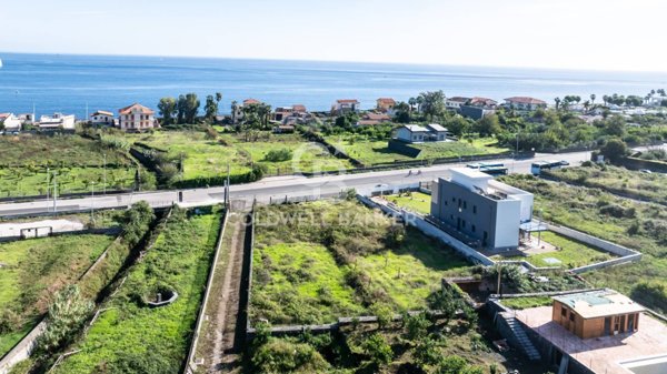 terreno agricolo in vendita a Riposto in zona Torre Archirafi