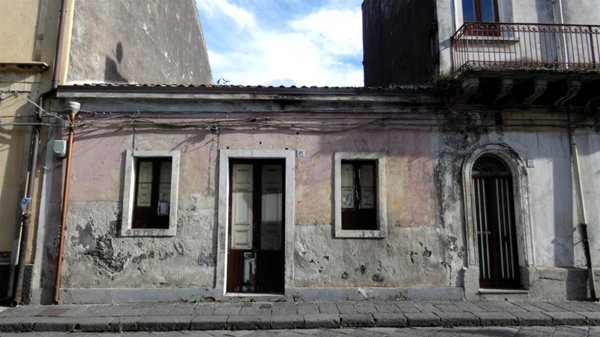 casa indipendente in vendita a Riposto