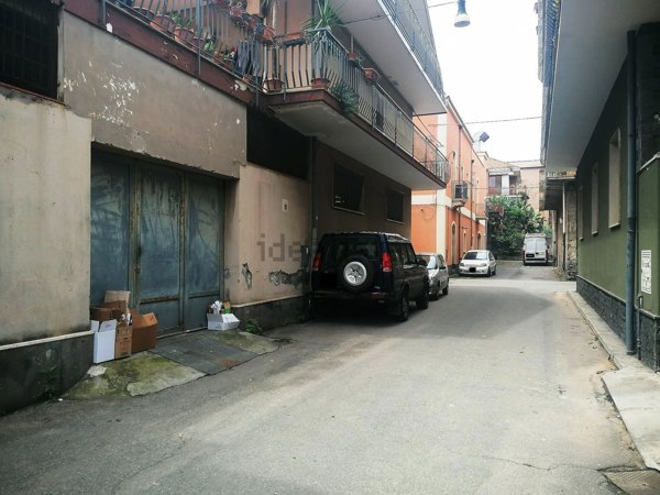 negozio in vendita a Riposto