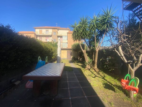 casa indipendente in vendita a Riposto