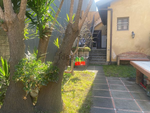 casa indipendente in vendita a Riposto