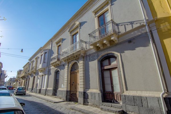 casa indipendente in vendita a Riposto