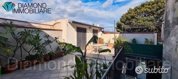 casa indipendente in vendita a Riposto in zona Torre Archirafi