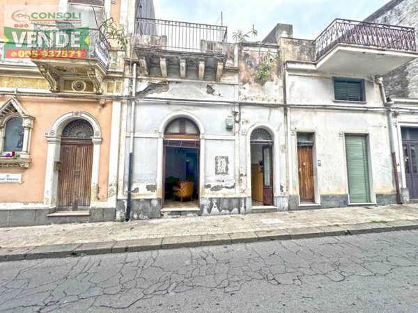 casa indipendente in vendita a Riposto