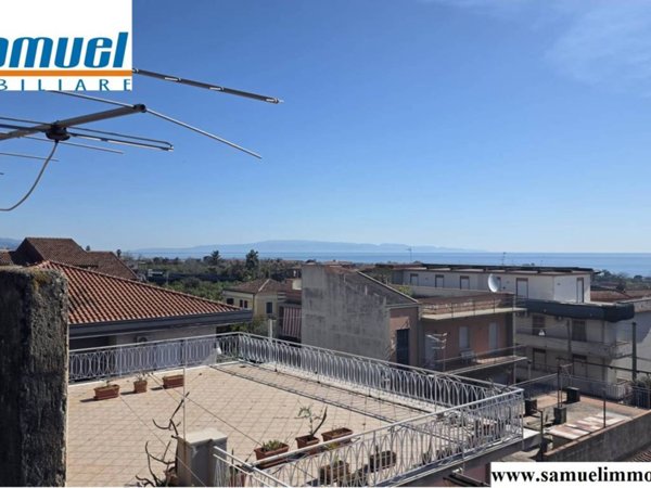 casa indipendente in vendita a Riposto in zona Carruba