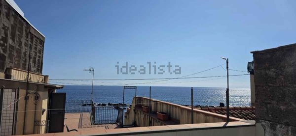 casa indipendente in vendita a Riposto in zona Torre Archirafi