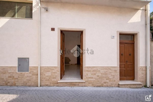 casa indipendente in vendita a Riposto