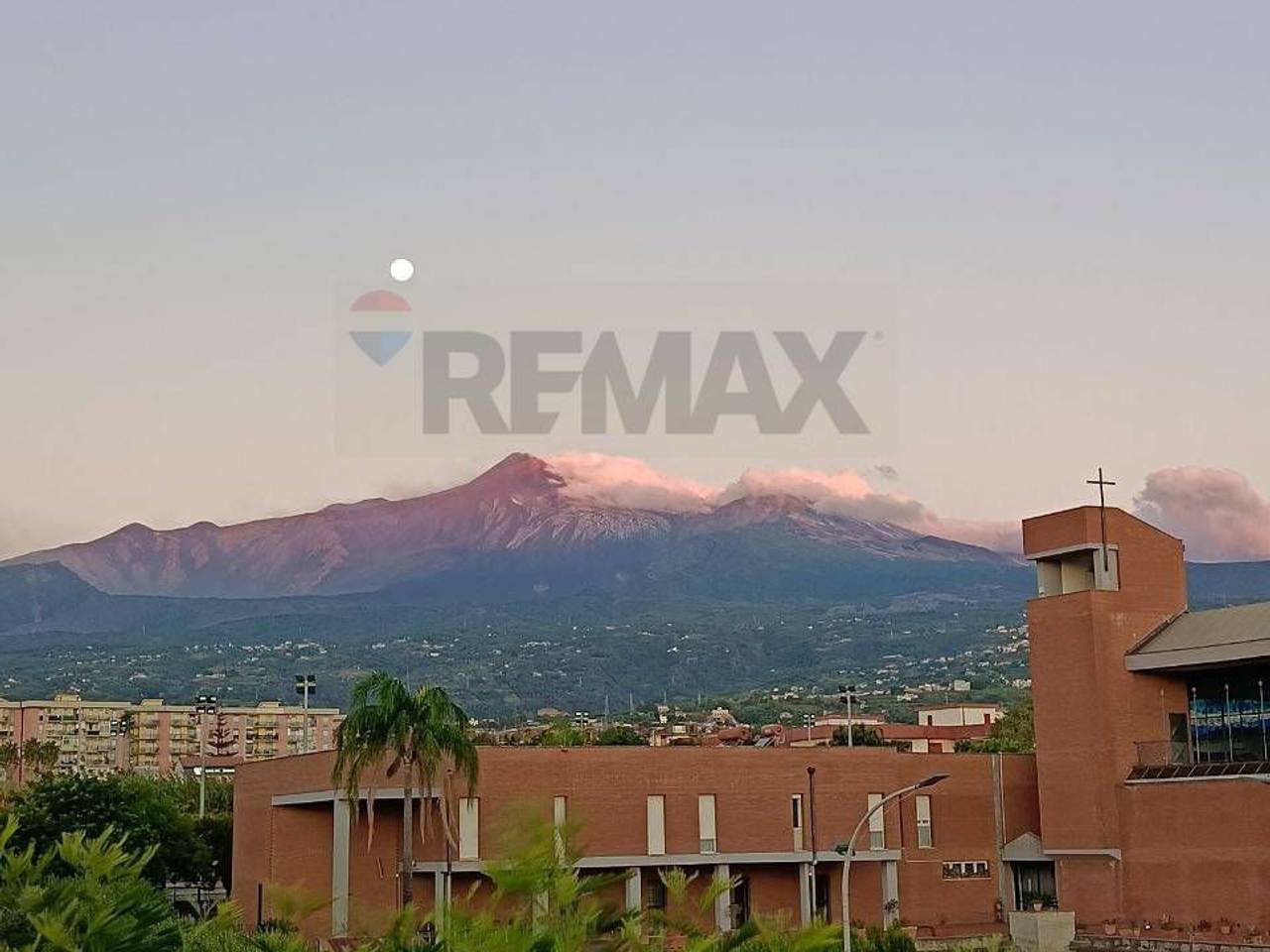 casa indipendente in vendita a Riposto