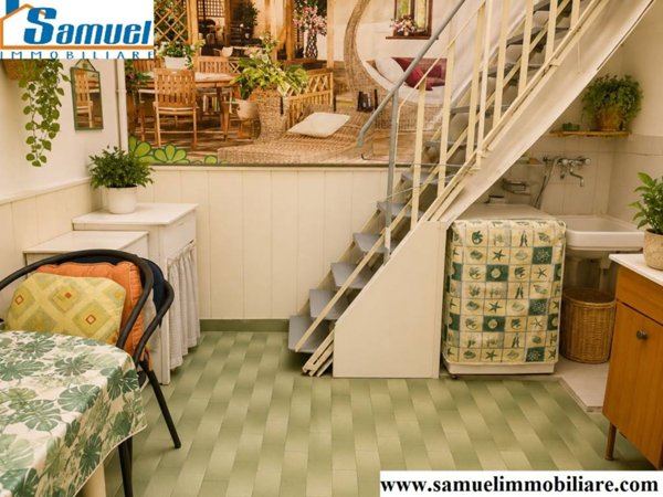 casa indipendente in vendita a Riposto
