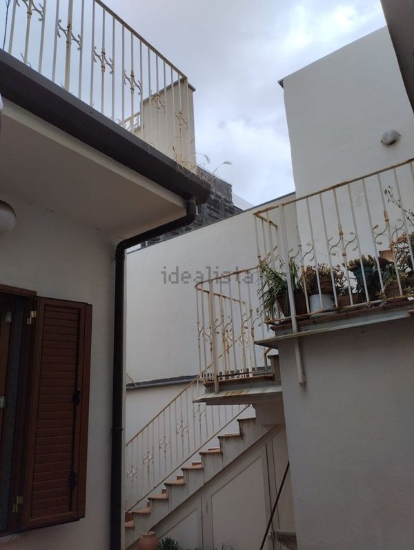 casa indipendente in vendita a Riposto in zona Torre Archirafi