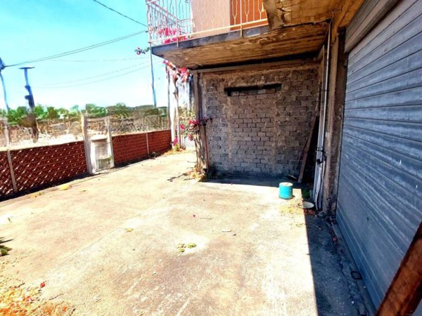 casa indipendente in vendita a Riposto