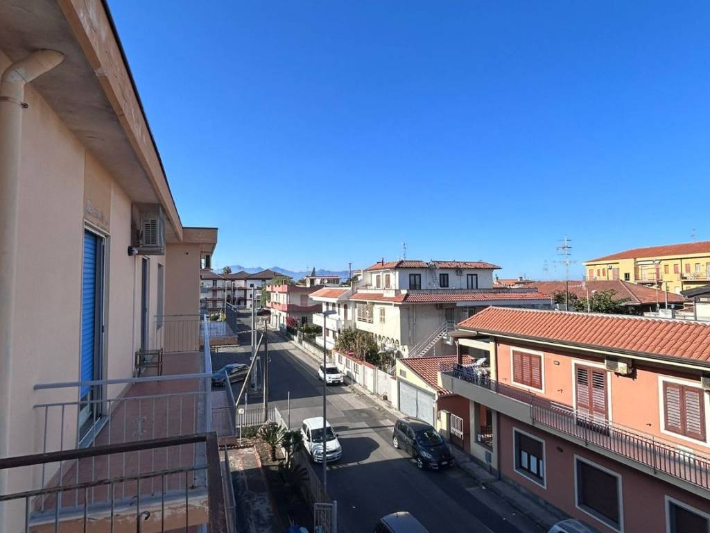 appartamento in vendita a Riposto in zona Torre Archirafi