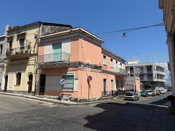 quadrivano in vendita a Riposto