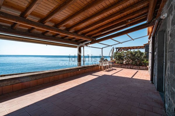 casa indipendente in vendita a Riposto