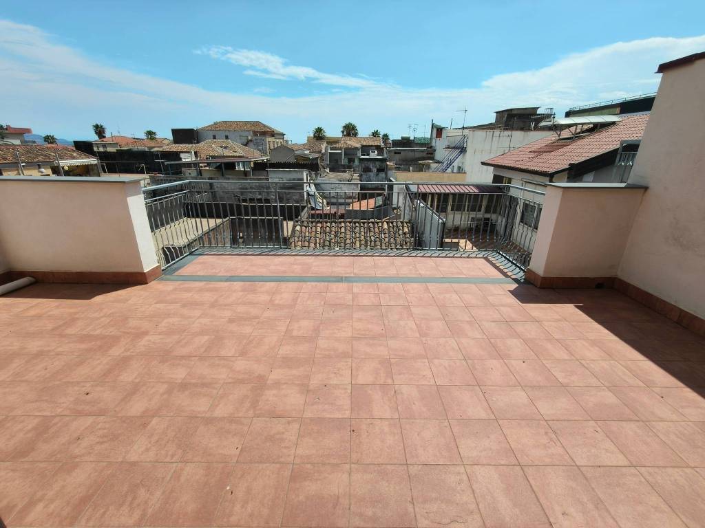 casa indipendente in vendita a Riposto
