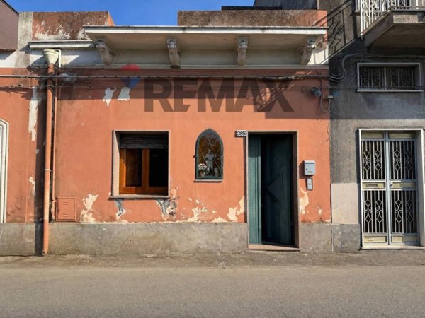 casa indipendente in vendita a Riposto in zona Carruba