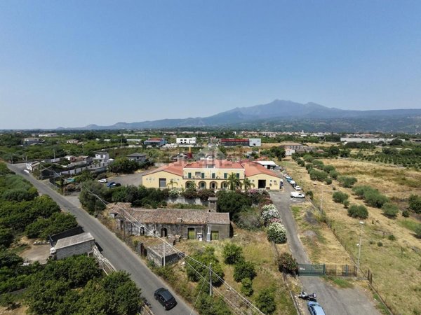 casa indipendente in vendita a Riposto