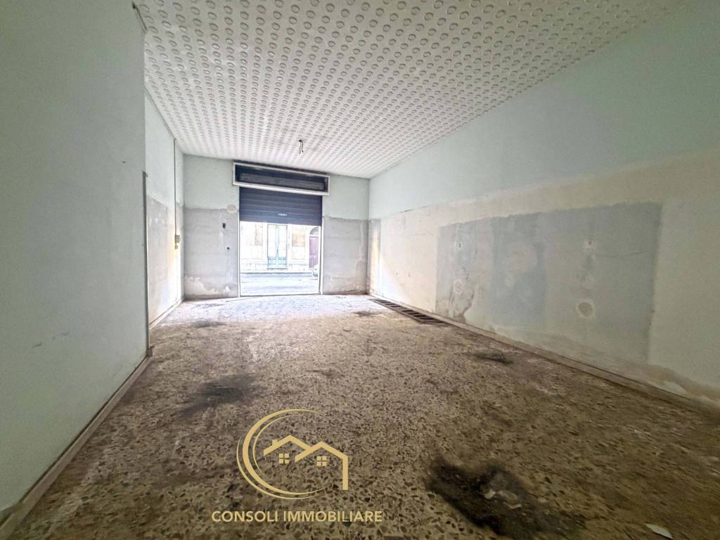 negozio in vendita a Riposto