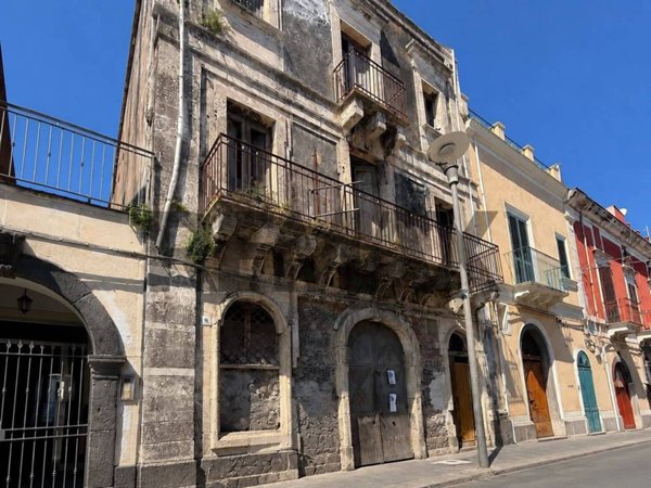casa indipendente in vendita a Riposto