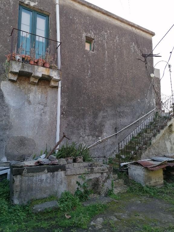 terreno in vendita a Riposto in zona Carruba