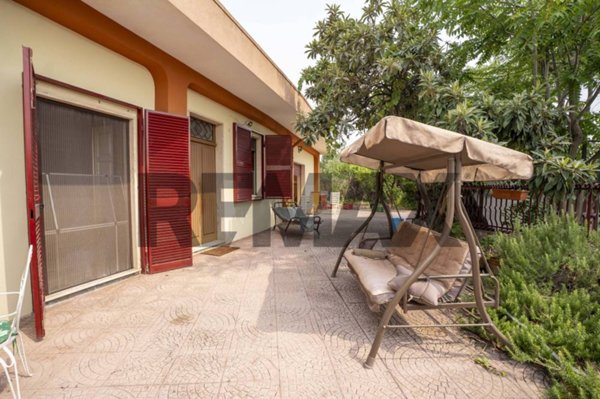 casa indipendente in vendita a Riposto