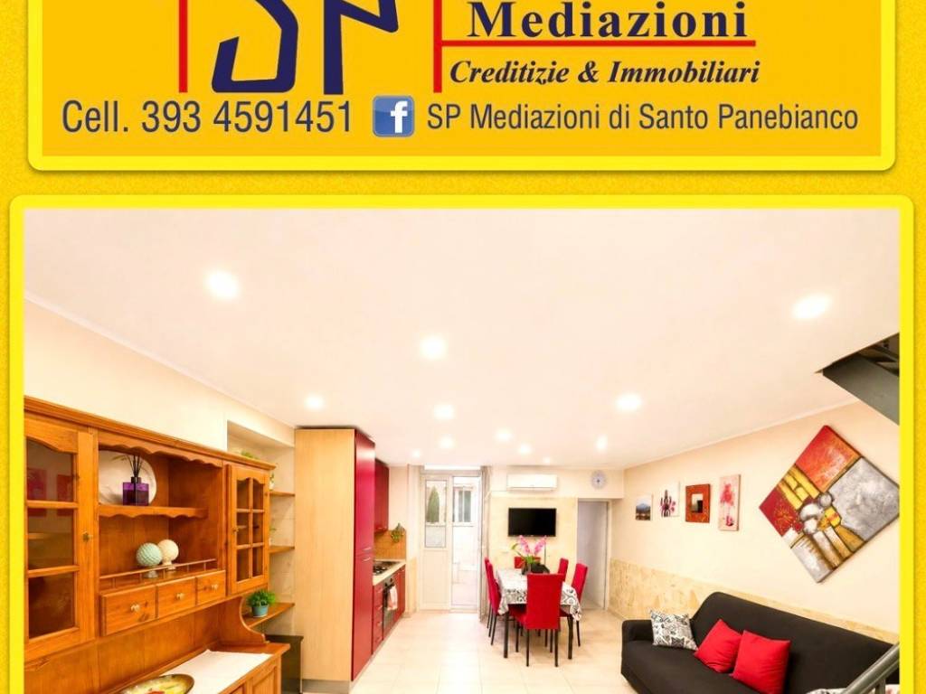 casa indipendente in vendita a Riposto