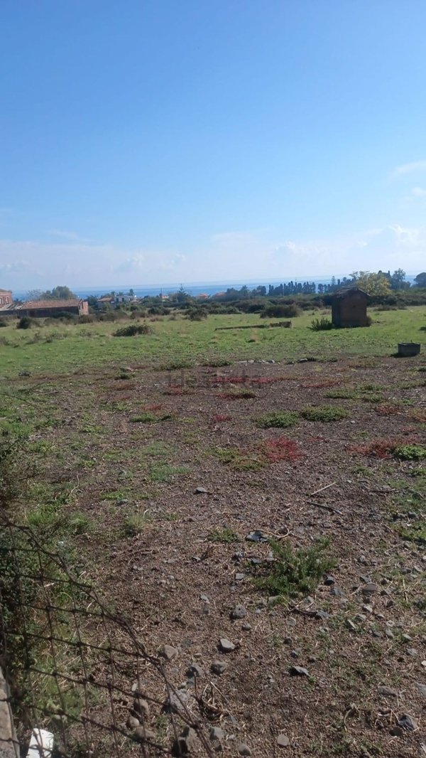 terreno in vendita a Riposto