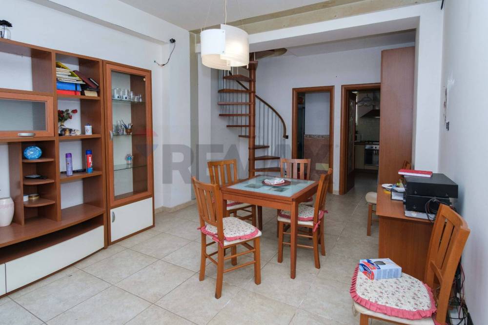 casa indipendente in vendita a Riposto