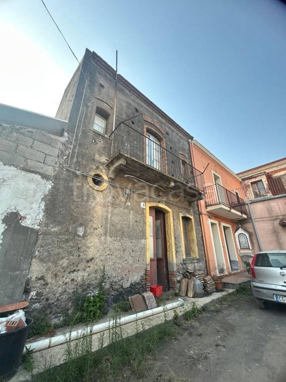 casa indipendente in vendita a Riposto