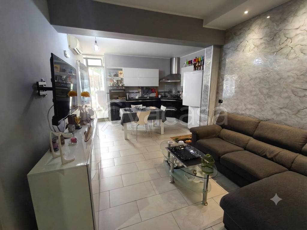 casa indipendente in vendita a Riposto in zona Altarello
