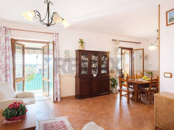 appartamento in vendita a Riposto in zona Archi