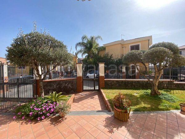 casa indipendente in vendita a San Giovanni la Punta