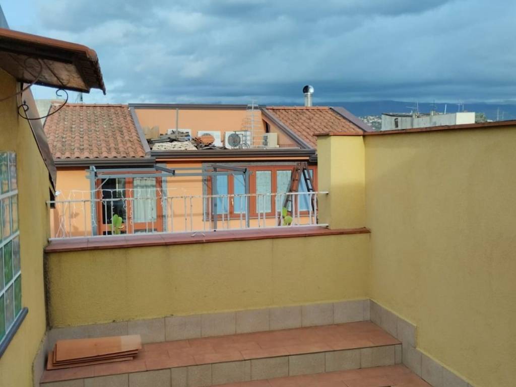 intera palazzina in vendita a San Giovanni la Punta