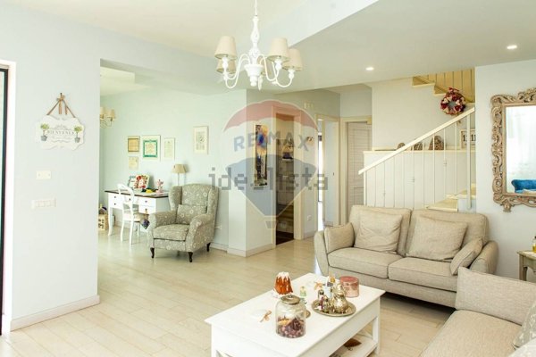 casa indipendente in vendita a San Giovanni la Punta