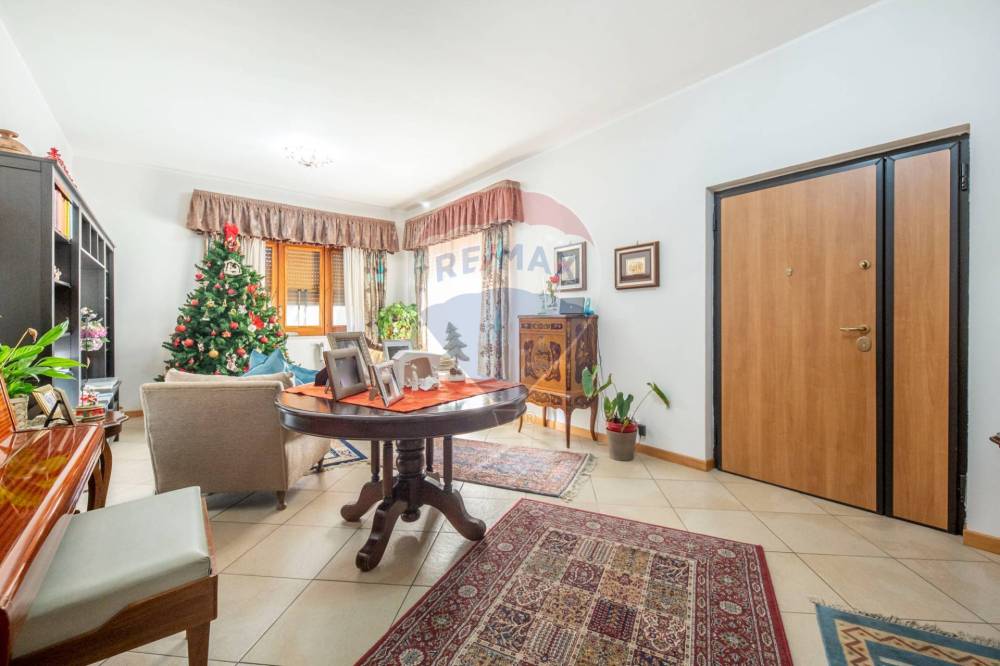 casa indipendente in vendita a San Giovanni la Punta