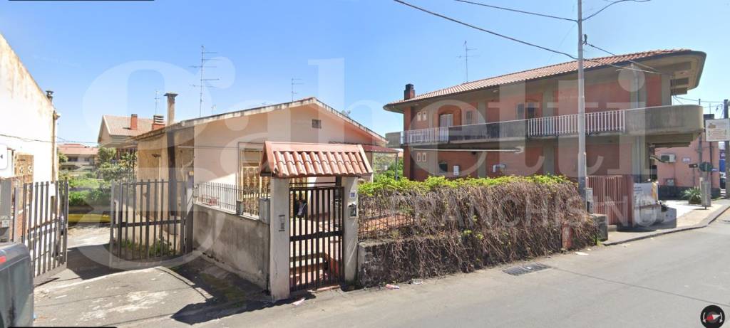 casa indipendente in vendita a San Giovanni la Punta