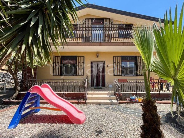 casa indipendente in vendita a San Giovanni la Punta
