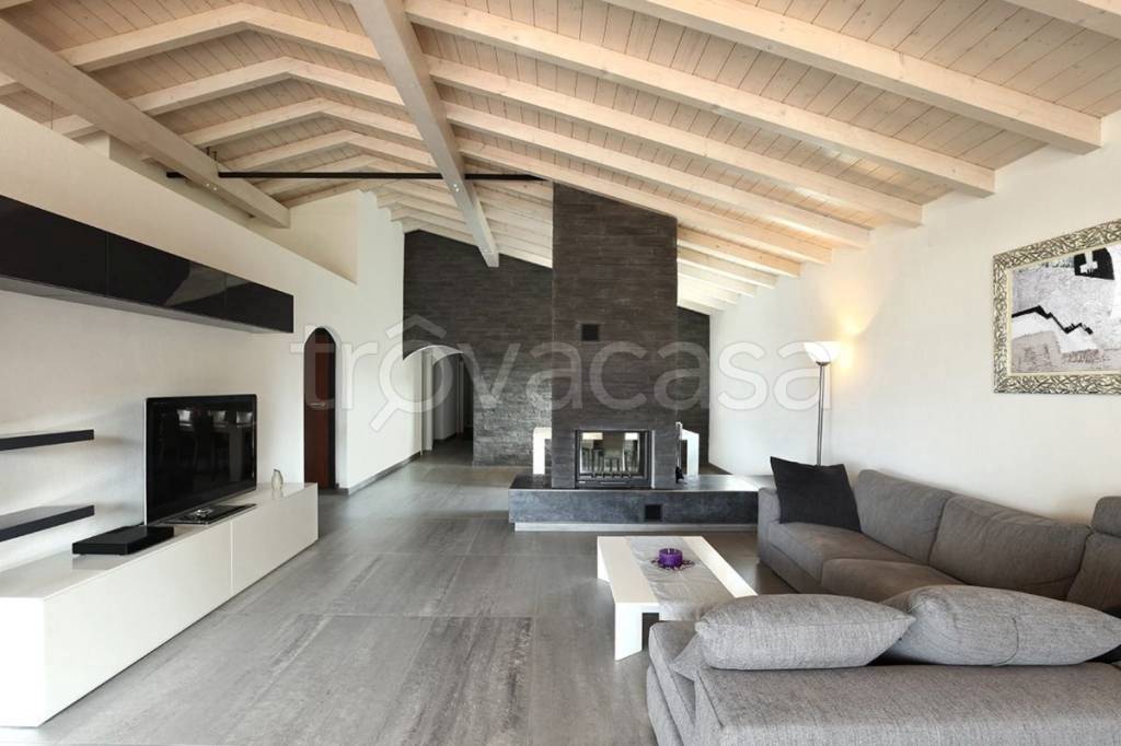 casa indipendente in vendita a San Giovanni la Punta