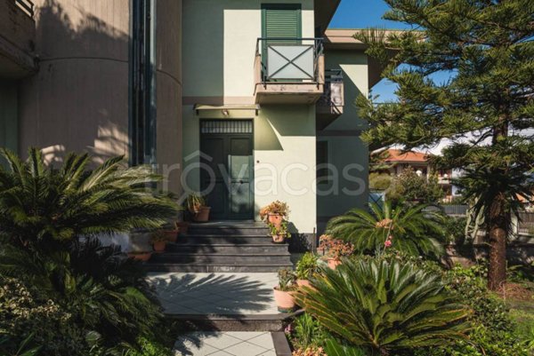 casa indipendente in vendita a San Giovanni la Punta