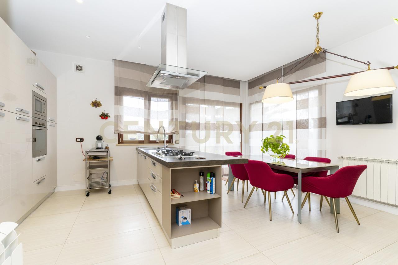 casa indipendente in vendita a San Giovanni la Punta
