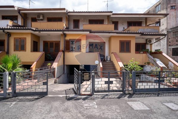 casa indipendente in vendita a San Giovanni la Punta