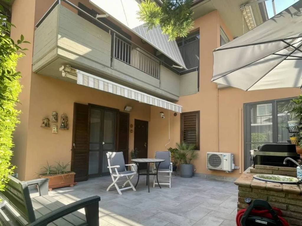 casa indipendente in vendita a San Giovanni la Punta in zona Trappeto