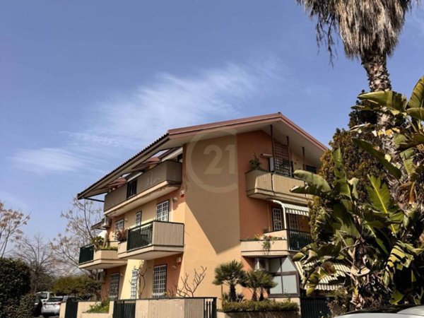 appartamento in vendita a San Giovanni la Punta in zona Trappeto