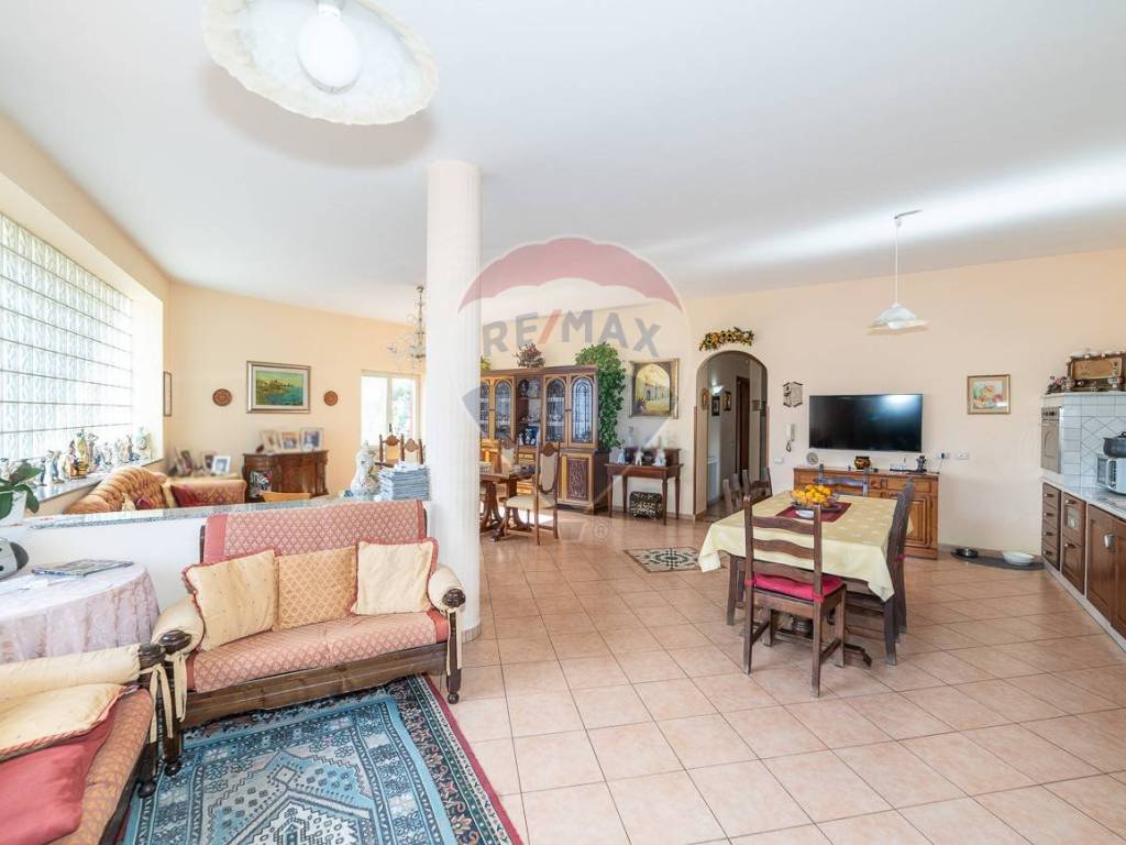 casa indipendente in vendita a San Giovanni la Punta