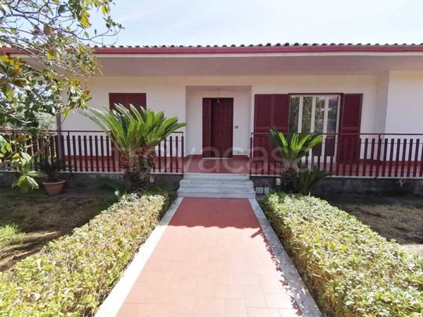 casa indipendente in vendita a San Giovanni la Punta