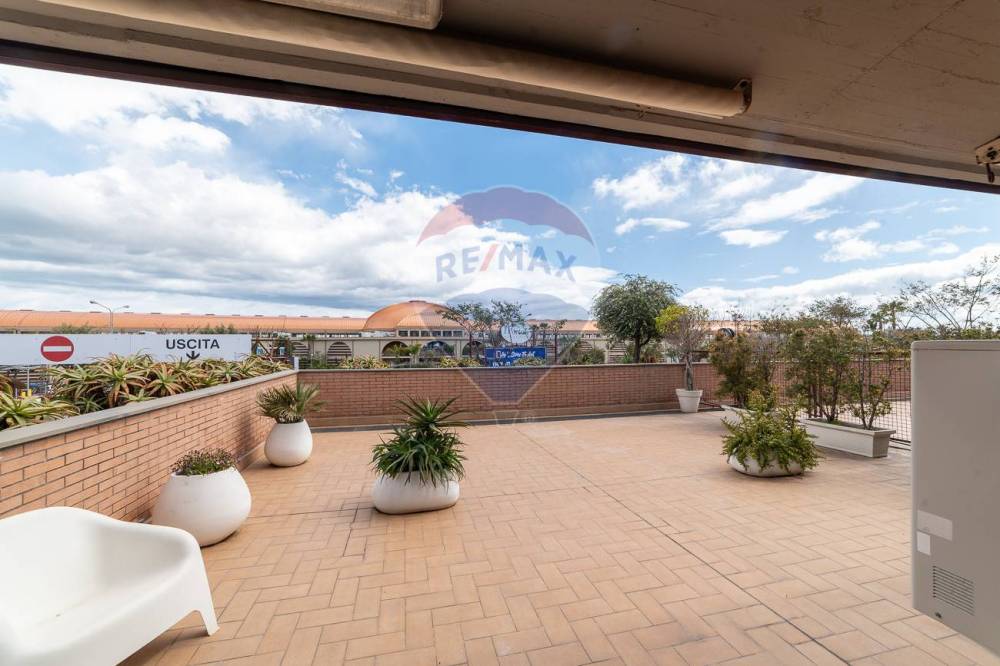 ufficio in vendita a San Giovanni la Punta