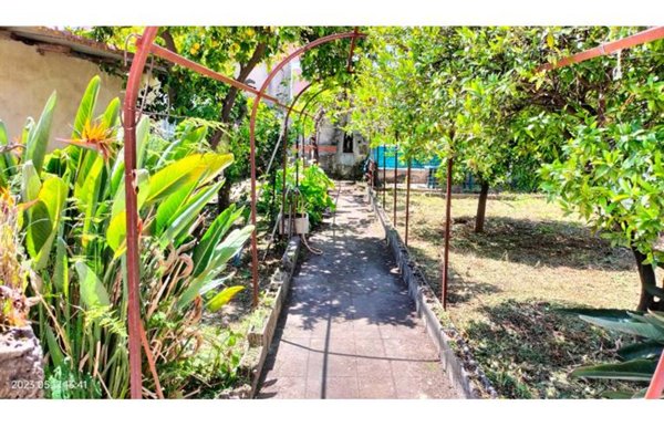 casa indipendente in vendita a San Giovanni la Punta in zona Trappeto